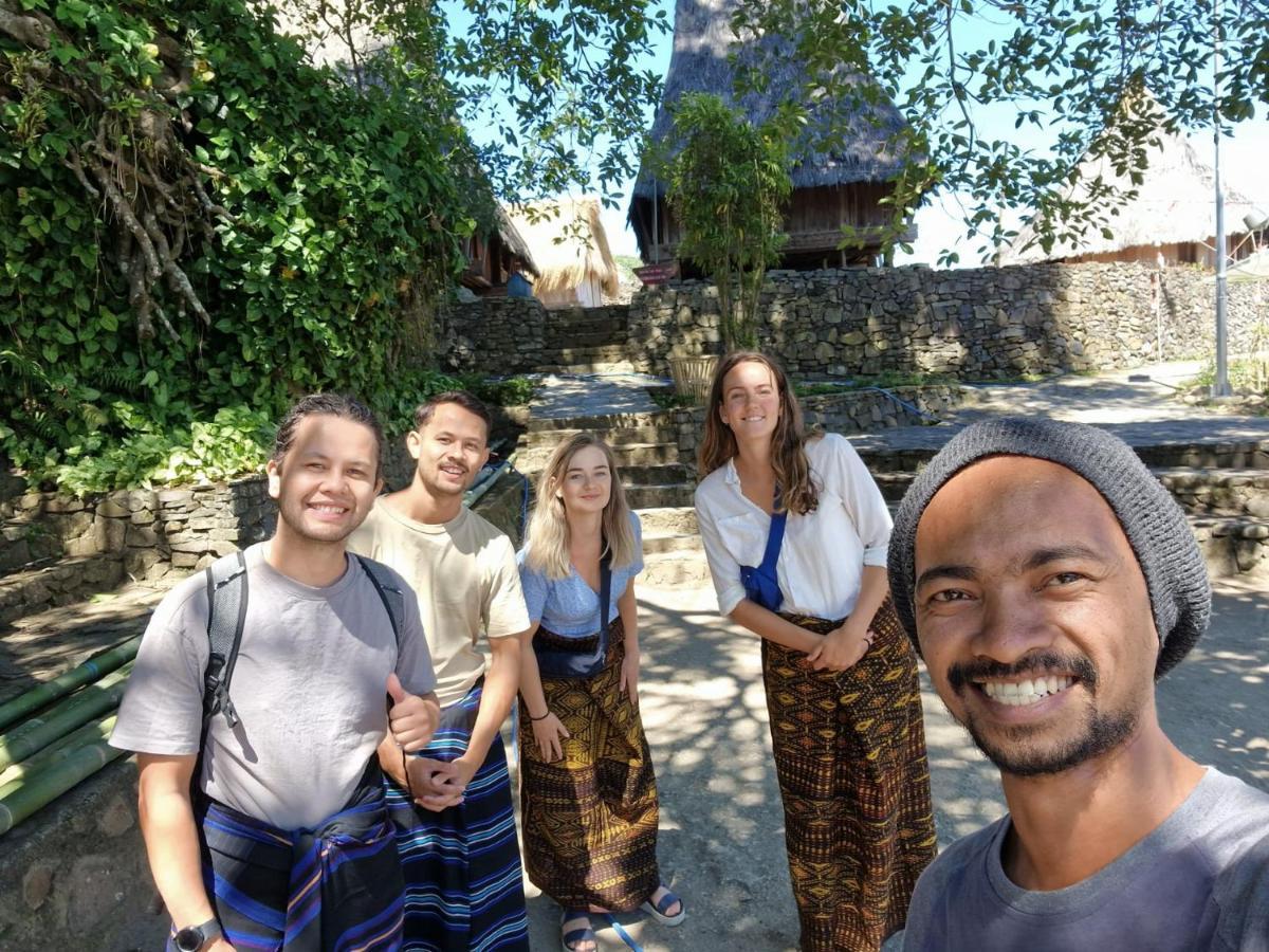 Homestay Rago's *