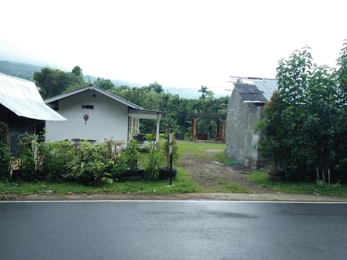 Rago's Homestay *